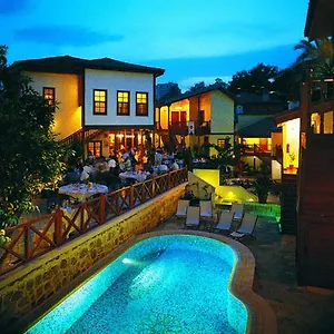 Hotel Tekeli Konaklari ***